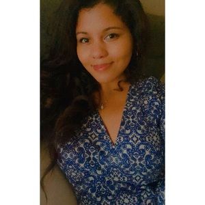 Meet your Posher, Desiree